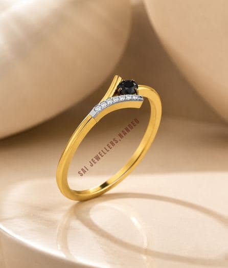 Black Solitaire Gold Ring