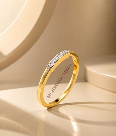 Curved Bar Gold Ring