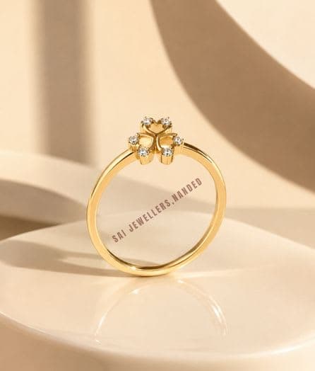 Three Leaf Gold Ring