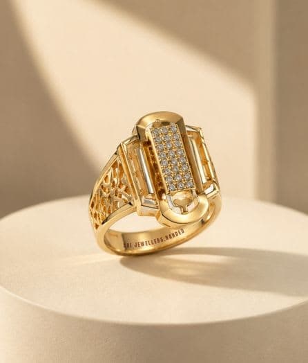 Royal Pillar Gold Ring